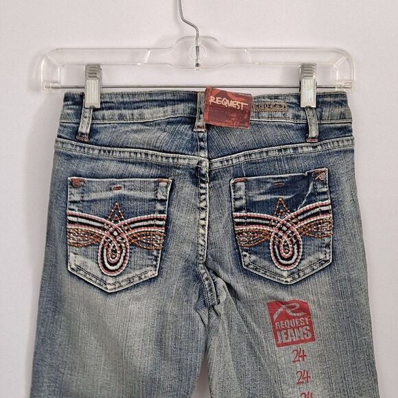 Request Juniors Capris NWT - Picture 6 of 9